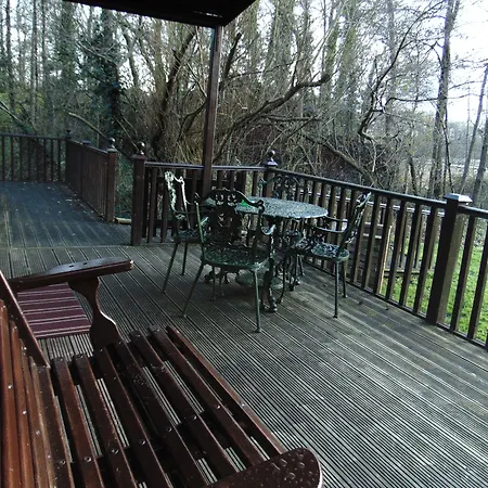 The Tranquil Otter Hotel