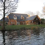 The Tranquil Otter Hotel