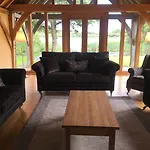 The Tranquil Otter Hotel