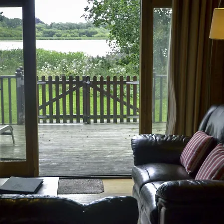 The Tranquil Otter Hotel