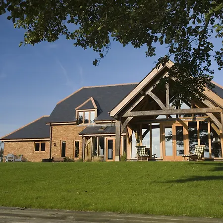 The Tranquil Otter 5* Carlisle (Cumbria)