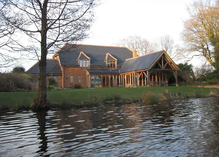 The Tranquil Otter Hotel